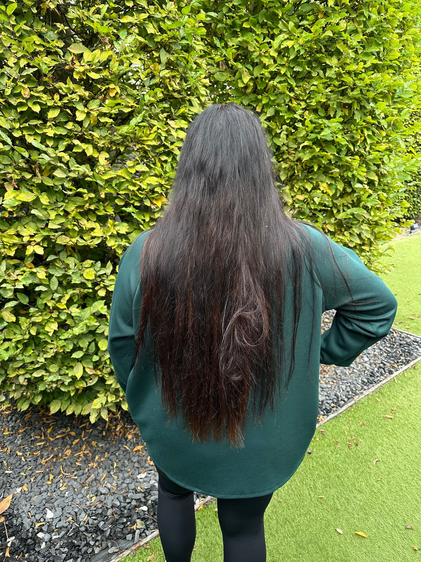 Poncho met mouwen en 2 knopen DENNENGROEN