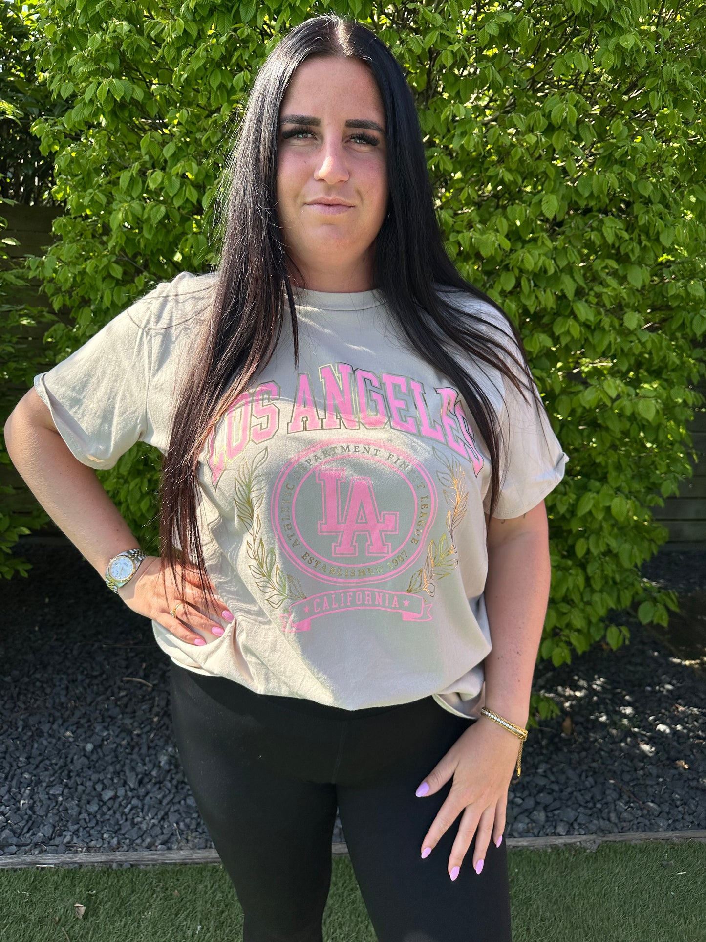 T-SHIRT MET PRINT LA BEIGE