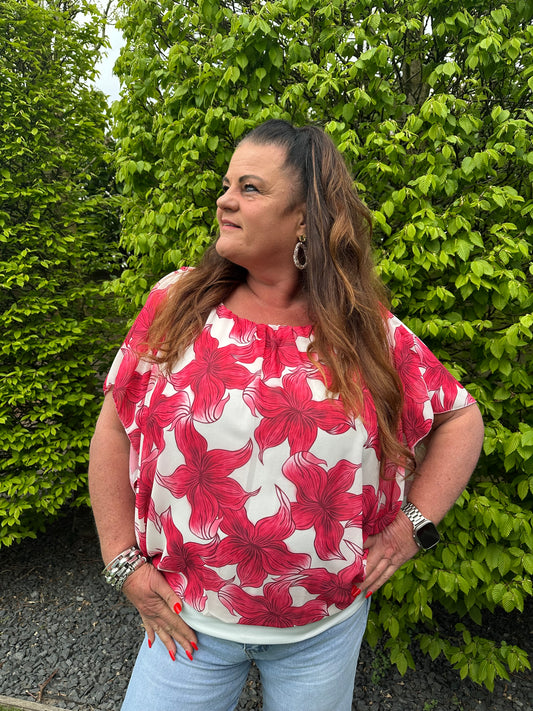 VLEERMUIS KORTE MOUW PRINT BLOEM ROOD