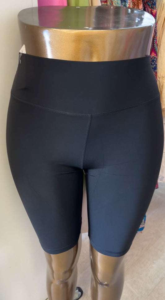 Super fijne hoge KORTE LEGGING ZWART