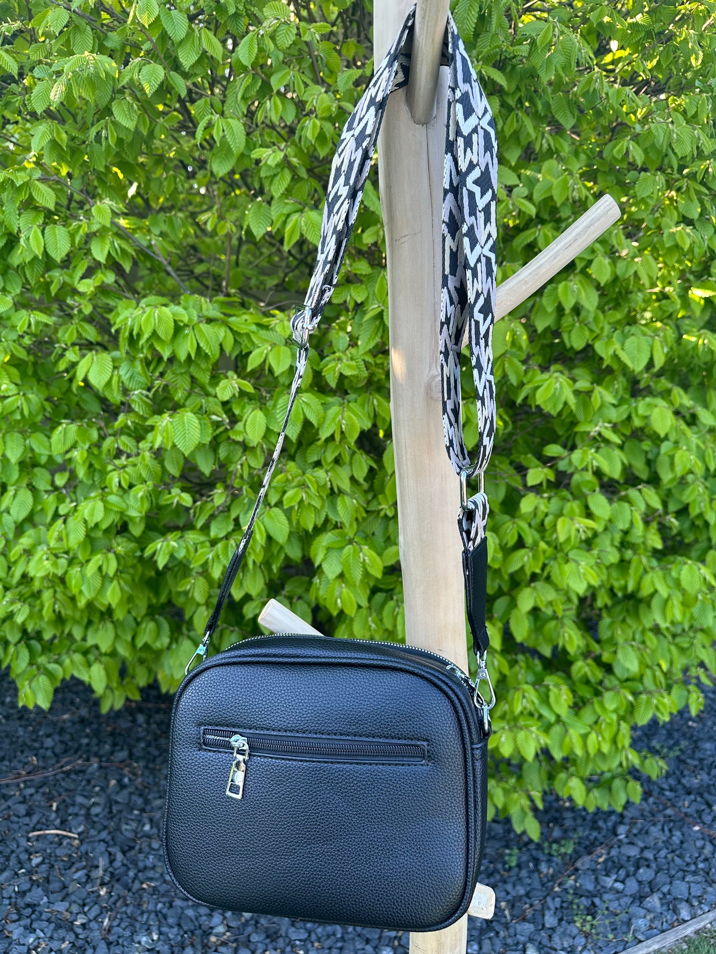TAS SKY LEER ZWART MET RITSJES EN BAG STRAP