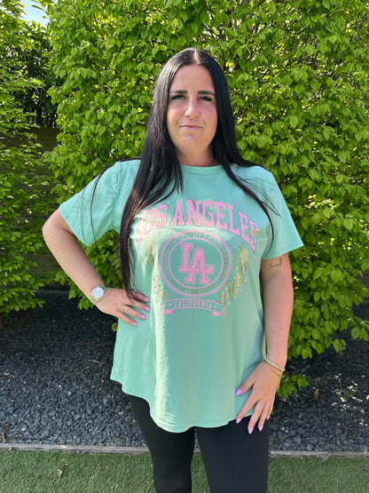 T-SHIRT MET PRINT LA ZEEGROEN