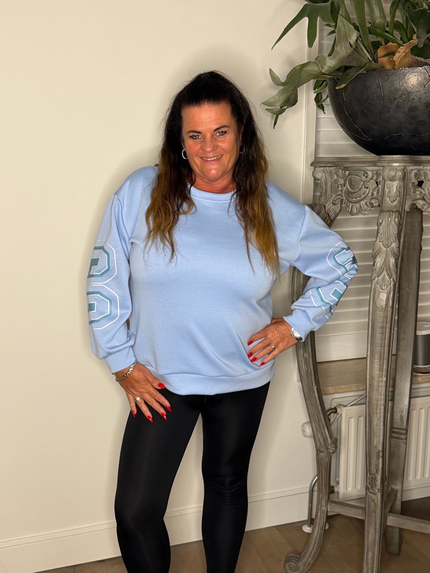 Sweater ‘CHICAGO’ LICHT BLAUW