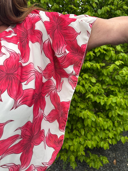 VLEERMUIS KORTE MOUW PRINT BLOEM ROOD