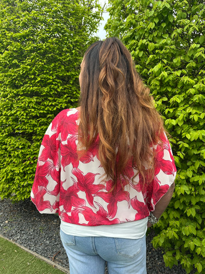 VLEERMUIS KORTE MOUW PRINT BLOEM ROOD