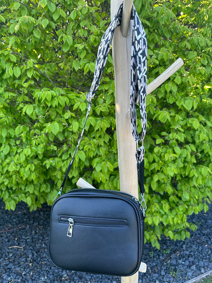 TAS SKY LEER ZWART MET RITSJES EN BAG STRAP